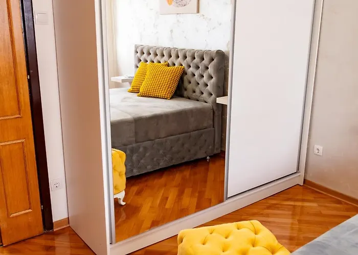 Valia * بلغراد